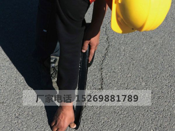 道路抗裂貼廠家
